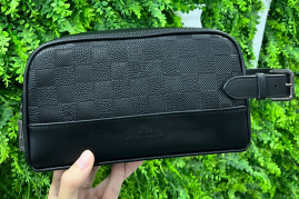 Phantom Face Recognition Lock Pouch